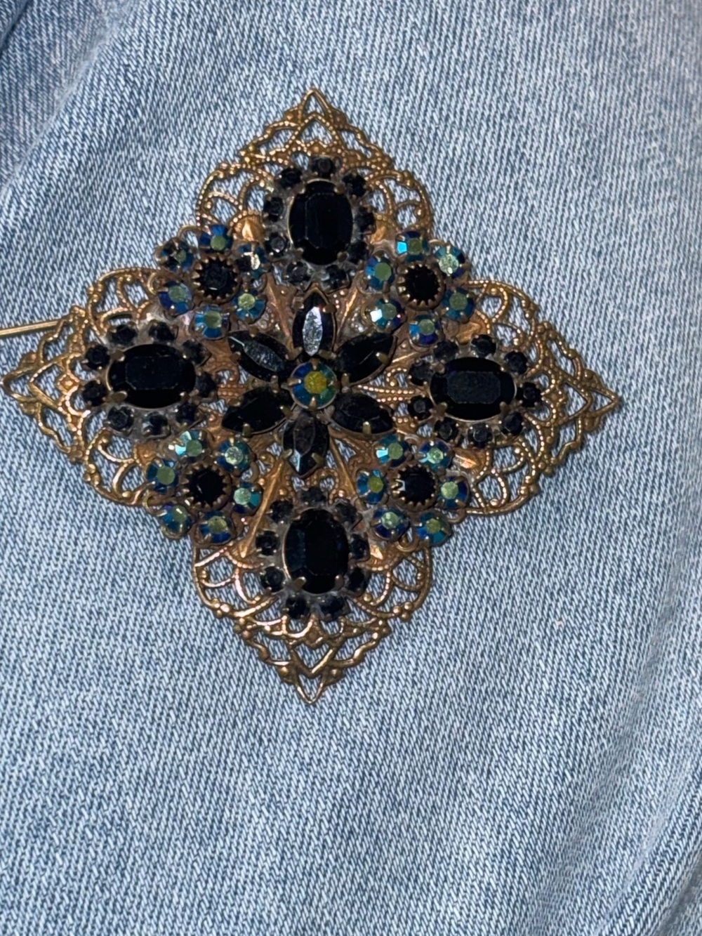 Vintage Liz Palacios SF Black AB Crystal Filigree Brooch Pin Gothic - Picture 4 of 6